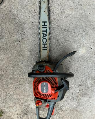Motosega Hitachi