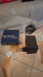 NETGEAR Switch Ethernet 5 Porte "FS105"!