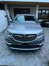 Opel grandland x hybrid 4 AWD 300cv