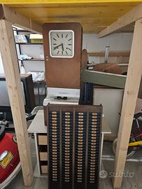 timbra cartellini no solari,  con orologio 