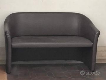 Divanetto Rigido Sala d'Attesa