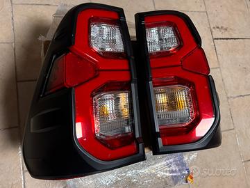 Fanali posteriori a led Toyota Hilux