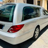 Carro Funebre / Autofunebri