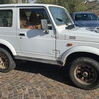 Suzuki Samurai iniezione 