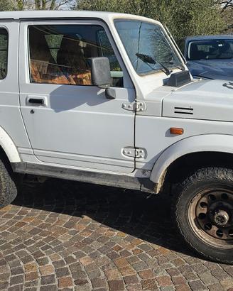 Suzuki Samurai iniezione 