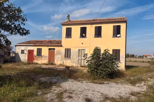 Abitazione + terreno agricolo Frapiero di Agna