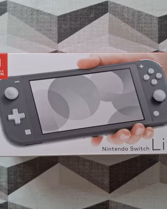 Nintendo Switch Lite + Ultimate protection pack