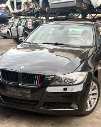 BMW 320D 2.0D - ANNO 2006 - PER RICAMBI
