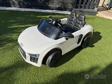 MACCHINA TELECOMANDATA AUTONOMA R8 SPYDER