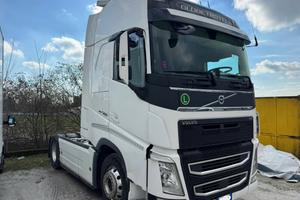 TRATTORE STRADALE VOLVO FH 500 - I SAVE