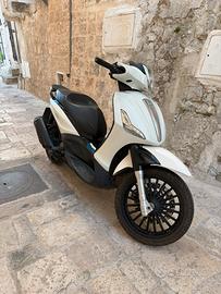 Beverly 125