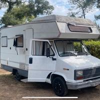 Camper laika mansardato