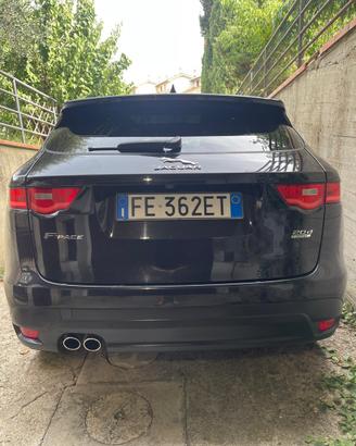 Jaguar F-pace 20d AWD R-sport 180 CV AUTOMATICA