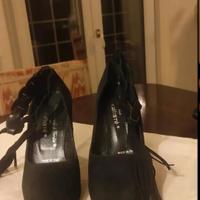 Décolleté KALLISTE' nere in camoscio