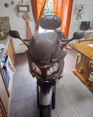 Honda cbf