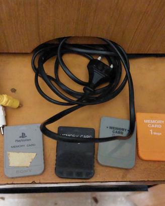 Console ps2 compresa di memory card e cavetteria