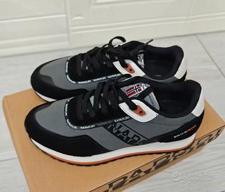 Scarpe sneakers Napapijiri nuove n.43 - mai usate