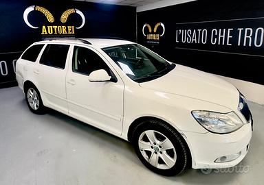 Skoda Octavia 1.6 TDI CR F.AP. DSG Wagon Ambition