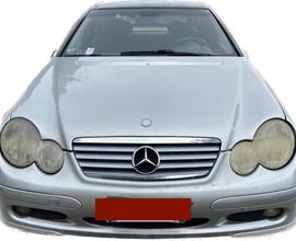 Mercedes -benz c 220