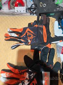Guanti enduro moto ktm