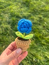 Rosa blu fatta a maglia