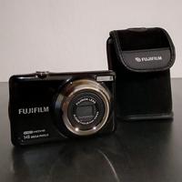 Fujifilm JV500 Nero 14MP CCD + custodia  