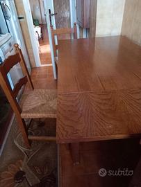 Tavolo per cucina in legno di castagno