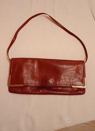 borsa in vera pelle bordeaux, a mano e a tracolla