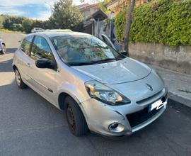 RENAULT Clio 3ª serie - 2010