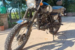 Moto Mash 125 Scrambler
