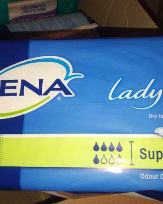 PANNOLONI per anziani + traverse totale 527  pz