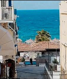 Casa al mare zona centro piano terra ( SETTEMBRE )