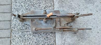 taglierina per piastrelle  professionale Montolit