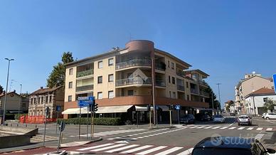 3 LOCALI A BARANZATE