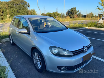 Volkswagen Golf 6 1.6 105 cv diesel