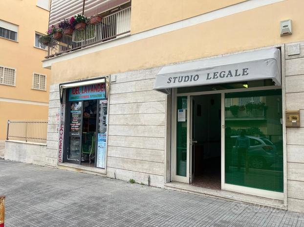 NEGOZIO A ROMA