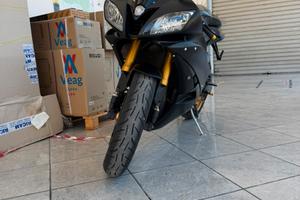 Yamaha r6