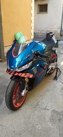 Aprilia Rsv4