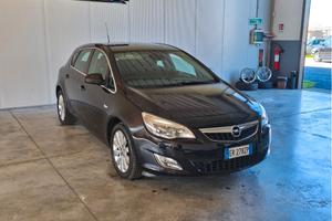 Opel Astra 1.7 CDTI 110CV 5 porte