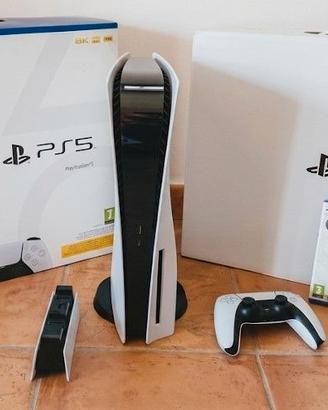 PS5 Standard (Modello con Lettore) + Controller