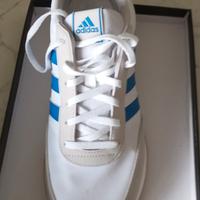 scarpa Adidas uomo/donna taglia 44