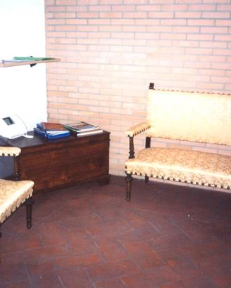Salotto antico '800 borchiato + Cassapanca in noce