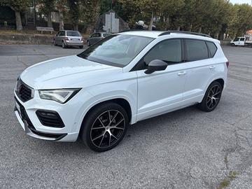 Cupra ateca 4drive 4x4 con gancio traino