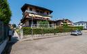 quadrilocale-con-balcone-e-doppio-garage-in-esclus