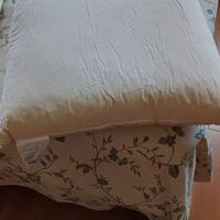 2 cuscini da letto ikea