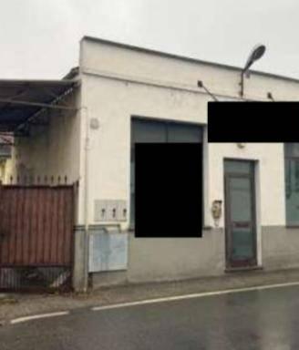 Immobile in asta di 196 m² con più di 5 locali a C