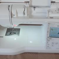 Ricamatrice Brother NV880E