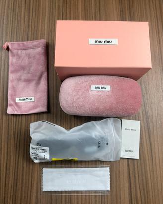 Occhiali da sole Miu Miu Made in Italy