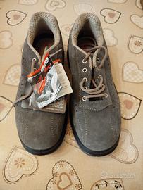 Scarpe antinfortunistiche 