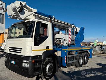 Piattaforma aerea Oil&Steel Eagle 3526